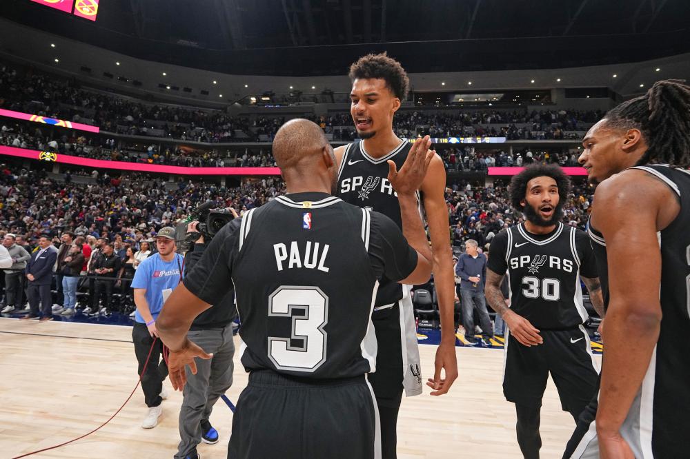 两家俱乐部 两家俱乐部