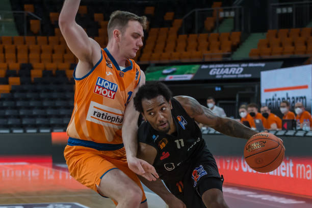 支国家队在 支国家队在